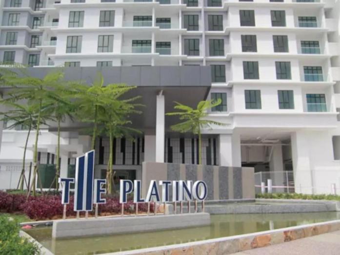 Pangsapuri Platino Up To 10 Pax, Few Steps To Paradigm And Escape Jb Johor Bahru